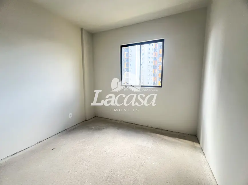 Foto 3 de Apartamento com 2 quartos à venda, 45m2 em Batel, Guarapuava - PR