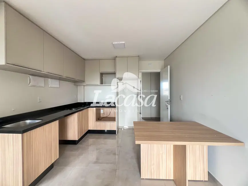 Foto 1 de Apartamento com 1 quarto para alugar, 35m2 em Santa Cruz, Guarapuava - PR