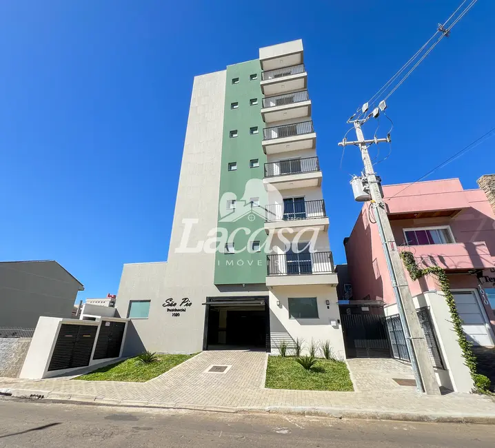 Foto 9 de Apartamento com 1 quarto para alugar, 35m2 em Santa Cruz, Guarapuava - PR