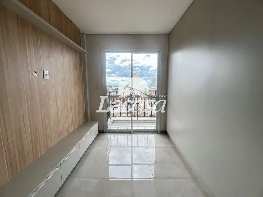 Foto 3 de Apartamento com 1 quarto para alugar, 35m2 em Santa Cruz, Guarapuava - PR