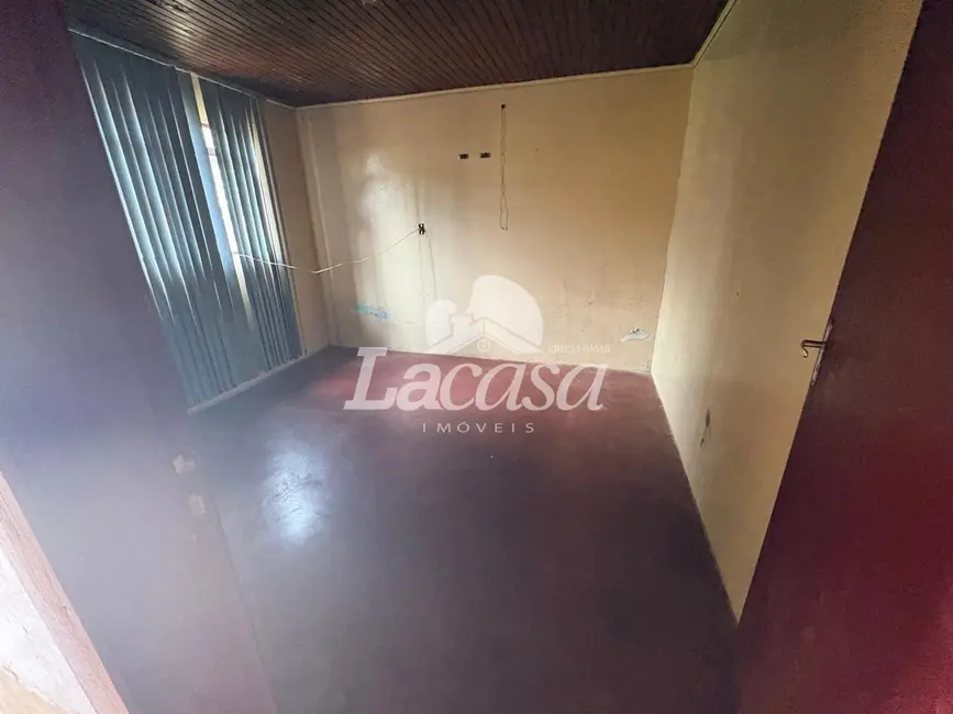 Foto 9 de Casa com 3 quartos para alugar, 81m2 em Santana, Guarapuava - PR