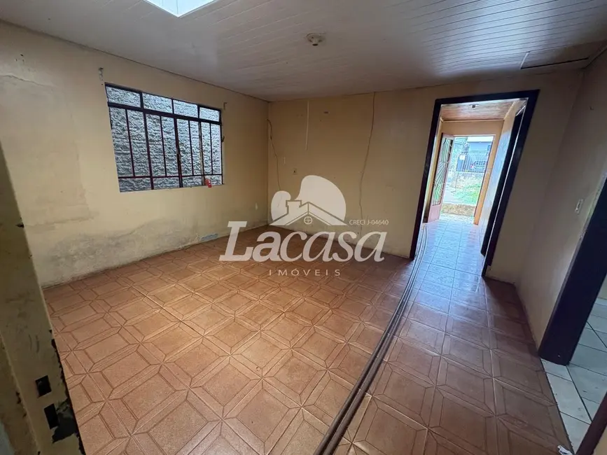 Foto 4 de Casa com 3 quartos para alugar, 81m2 em Santana, Guarapuava - PR