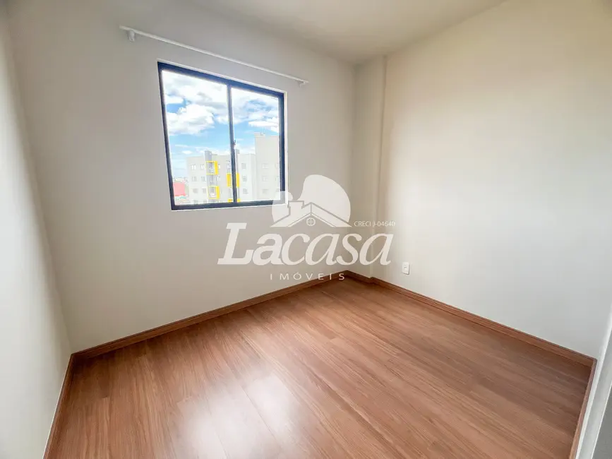 Foto 2 de Apartamento com 2 quartos para alugar, 45m2 em Batel, Guarapuava - PR