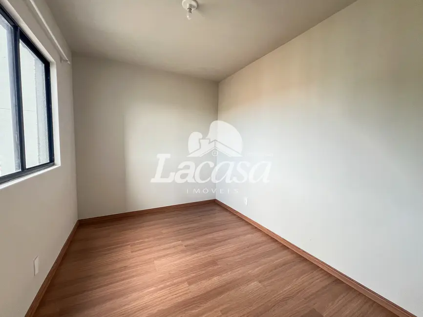 Foto 3 de Apartamento com 2 quartos para alugar, 45m2 em Batel, Guarapuava - PR