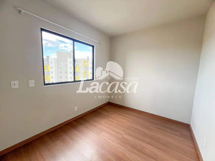 Foto 4 de Apartamento com 2 quartos para alugar, 45m2 em Batel, Guarapuava - PR
