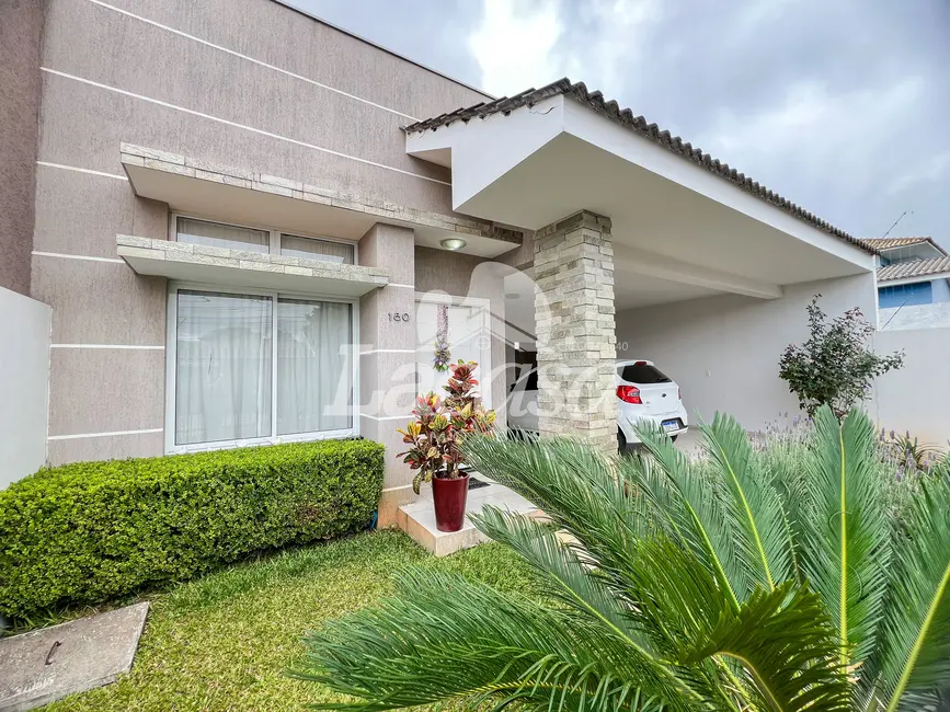 Foto 2 de Casa com 3 quartos à venda, 181m2 em Vila Carli, Guarapuava - PR