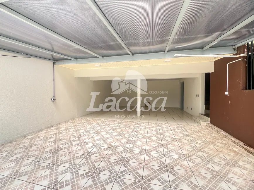 Foto 9 de Sobrado com 4 quartos à venda, 378m2 em Alto da XV, Guarapuava - PR