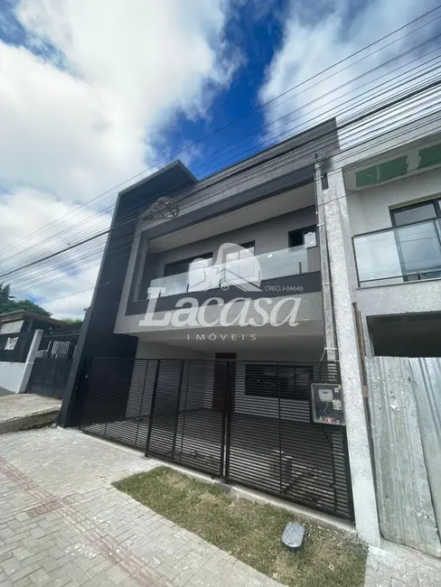 Foto 3 de Sobrado com 3 quartos à venda, 168m2 em Guarapuava - PR