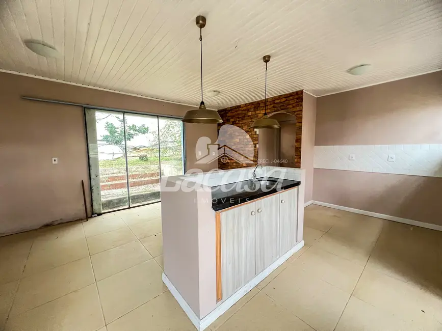 Foto 8 de Casa com 2 quartos para alugar, 60m2 em Boqueirão, Guarapuava - PR