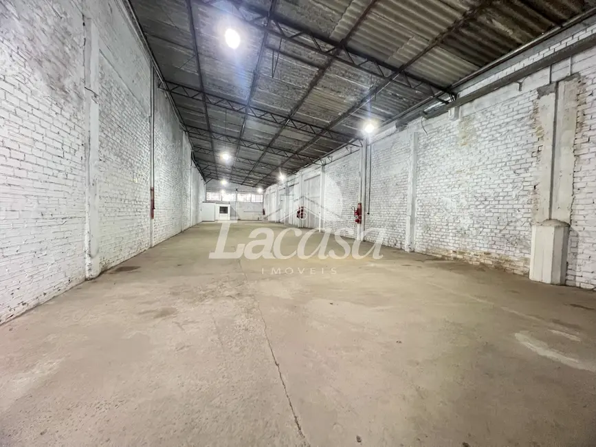 Foto 2 de Armazém / Galpão para alugar em Boqueirão, Guarapuava - PR