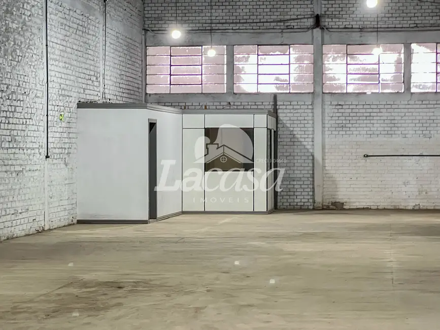 Foto 4 de Armazém / Galpão para alugar em Boqueirão, Guarapuava - PR