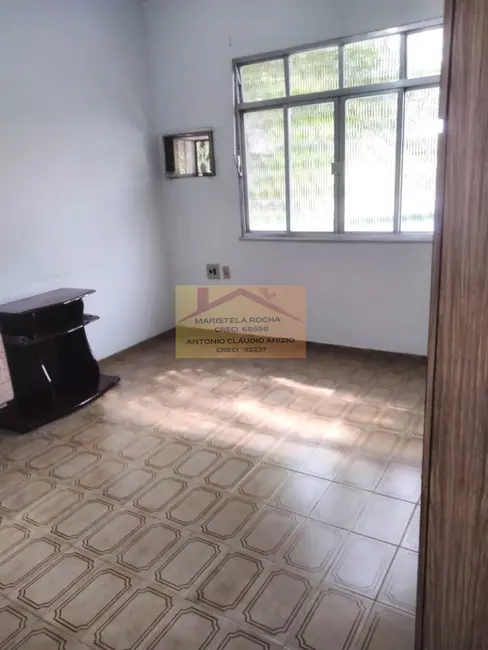 Casa com 3 quartos à venda, 120m2 em Realengo, Rio De Janeiro - RJ - imagem 6 Foto 6 de Casa com 3 quartos à venda, 120m2 em Realengo, Rio De Janeiro - RJ