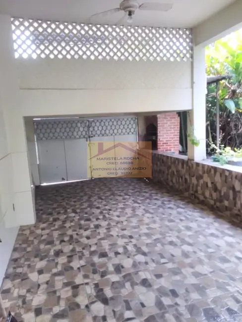 Casa com 3 quartos à venda, 120m2 em Realengo, Rio De Janeiro - RJ - imagem 3 Foto 3 de Casa com 3 quartos à venda, 120m2 em Realengo, Rio De Janeiro - RJ