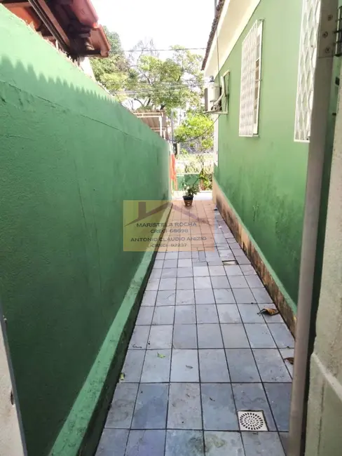 Casa com 3 quartos à venda, 120m2 em Realengo, Rio De Janeiro - RJ - imagem 5 Foto 5 de Casa com 3 quartos à venda, 120m2 em Realengo, Rio De Janeiro - RJ