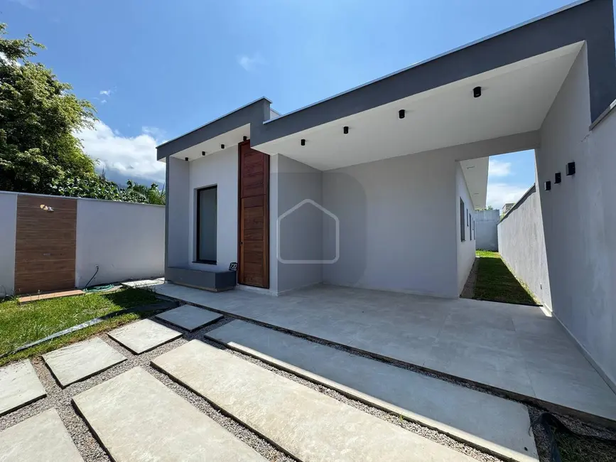 Foto 1 de Casa com 3 quartos à venda, 250m2 em Massaguaçu, Caraguatatuba - SP