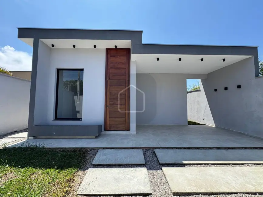 Foto 2 de Casa com 3 quartos à venda, 250m2 em Massaguaçu, Caraguatatuba - SP