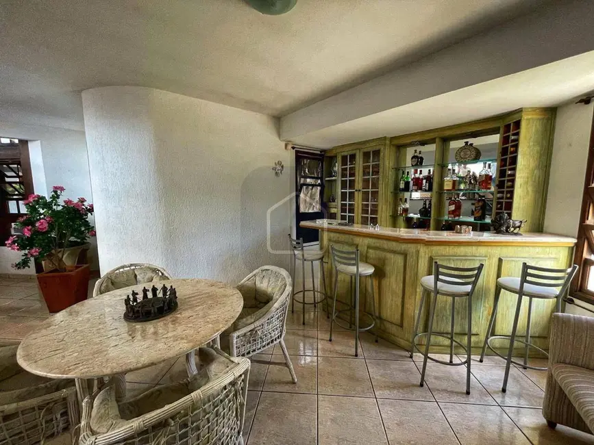 Foto 9 de Casa com 3 quartos à venda, 365m2 em Jardim Primavera, Caraguatatuba - SP