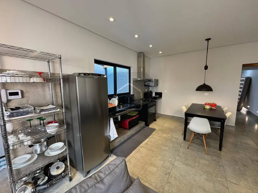 Casa com 2 quartos à venda, 191m2 em Caraguatatuba - SP - imagem 7 Foto 7 de Casa com 2 quartos à venda, 191m2 em Caraguatatuba - SP