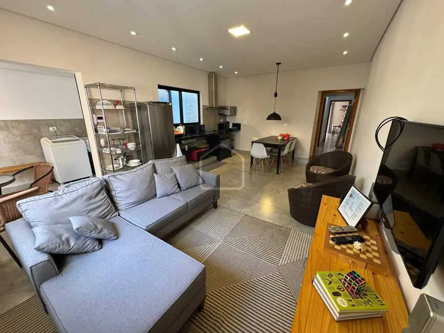 Casa com 2 quartos à venda, 191m2 em Caraguatatuba - SP - imagem 1 Foto 1 de Casa com 2 quartos à venda, 191m2 em Caraguatatuba - SP