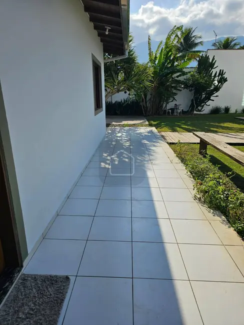 Foto 5 de Casa com 1 quarto à venda, 300m2 em Massaguaçu, Caraguatatuba - SP