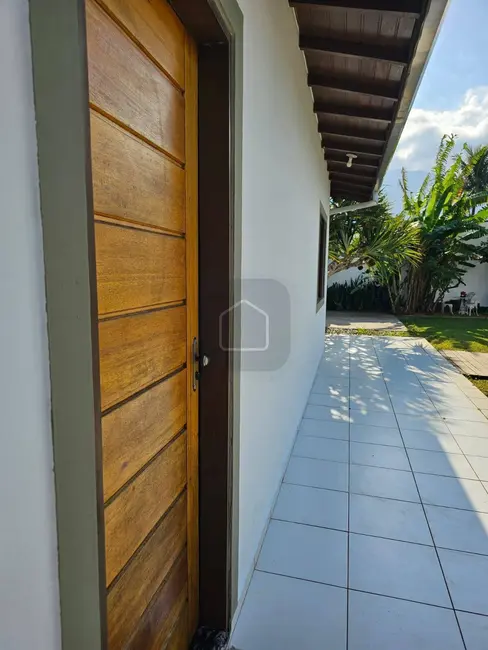 Foto 4 de Casa com 1 quarto à venda, 300m2 em Massaguaçu, Caraguatatuba - SP
