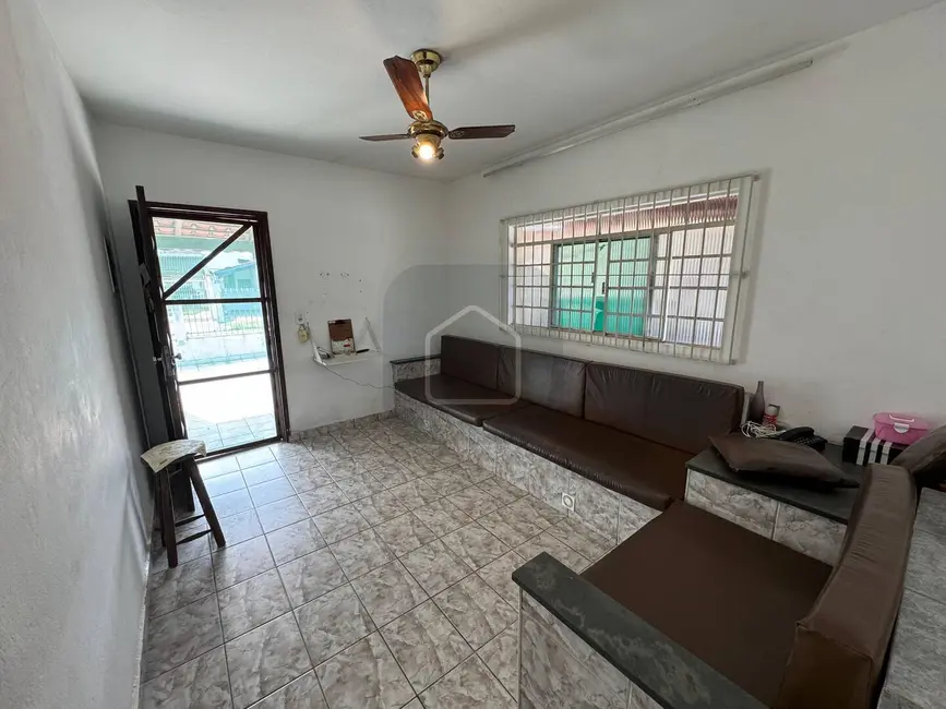 Foto 6 de Casa com 4 quartos à venda, 288m2 em Praia das Palmeiras, Caraguatatuba - SP
