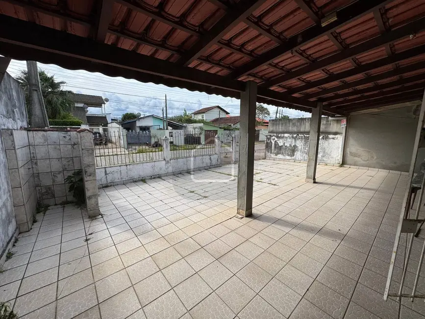 Foto 4 de Casa com 4 quartos à venda, 288m2 em Praia das Palmeiras, Caraguatatuba - SP