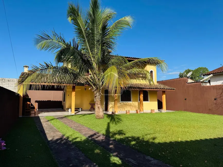 Foto 2 de Casa com 3 quartos à venda, 380m2 em Pontal de Santa Marina, Caraguatatuba - SP