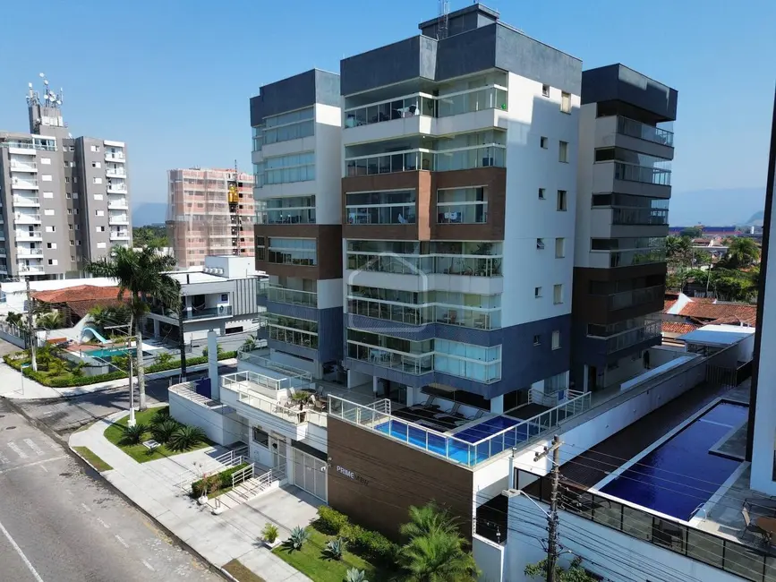 Foto 2 de Apartamento com 3 quartos à venda, 106m2 em Caraguatatuba - SP