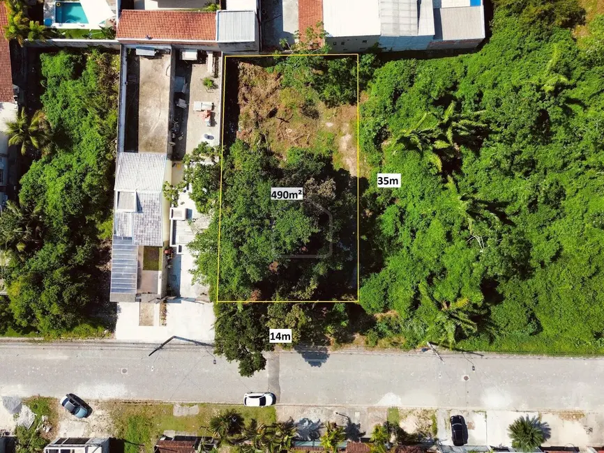 Foto 2 de Terreno / Lote à venda, 360m2 em Jardim das Gaivotas, Caraguatatuba - SP