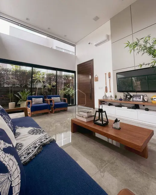 Foto 2 de Casa com 4 quartos à venda, 390m2 em Massaguaçu, Caraguatatuba - SP