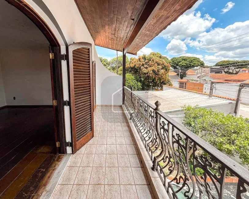 Foto 2 de Casa com 4 quartos à venda, 289m2 em Sao Jose Dos Campos - SP