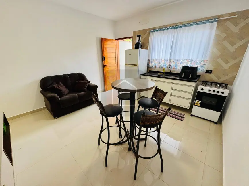 Foto 1 de Casa com 2 quartos à venda, 74m2 em Martim de Sá, Caraguatatuba - SP