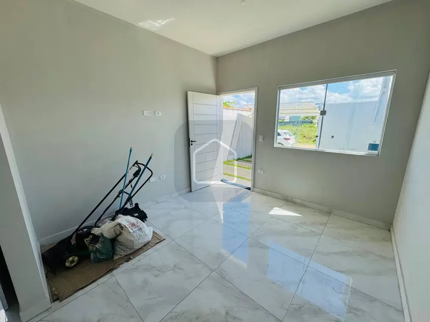 Casa com 2 quartos à venda, 125m2 em Balneário dos Golfinhos, Caraguatatuba - SP - imagem 4 Foto 4 de Casa com 2 quartos à venda, 125m2 em Balneário dos Golfinhos, Caraguatatuba - SP
