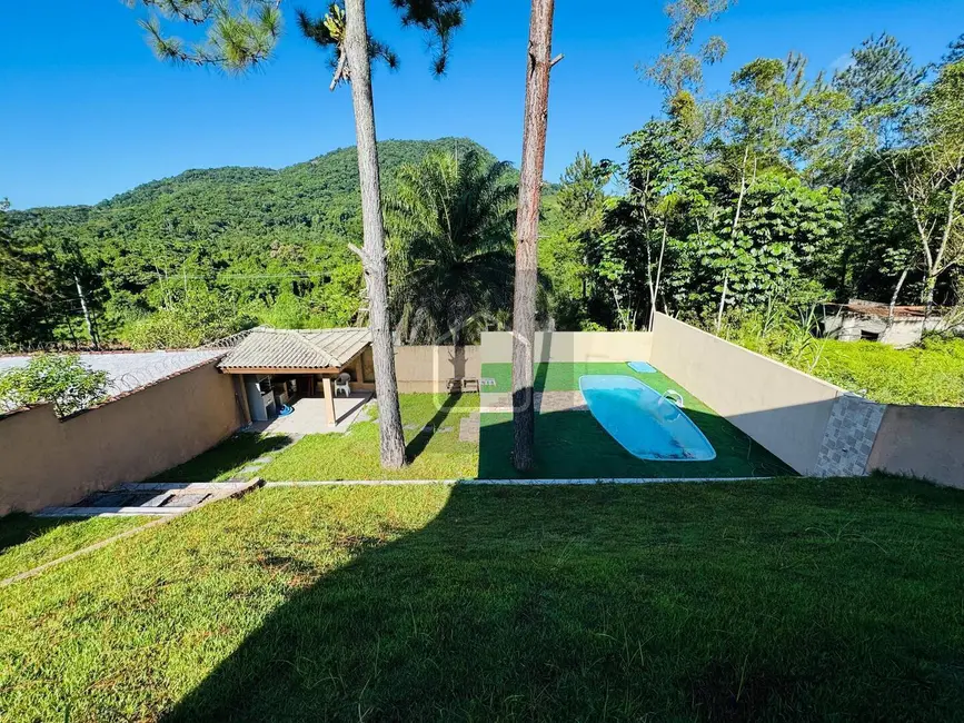 Foto 9 de Casa com 3 quartos à venda, 480m2 em Caraguatatuba - SP
