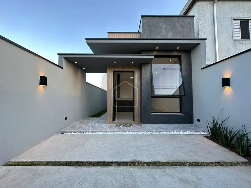 Foto 1 de Casa com 2 quartos à venda, 135m2 em Balneário dos Golfinhos, Caraguatatuba - SP
