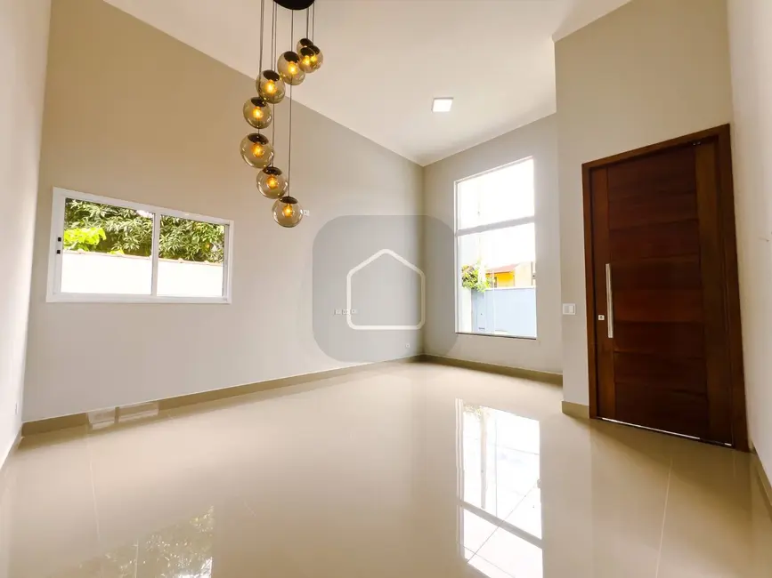 Casa com 3 quartos à venda, 250m2 em Massaguaçu, Caraguatatuba - SP - imagem 4 Foto 4 de Casa com 3 quartos à venda, 250m2 em Massaguaçu, Caraguatatuba - SP