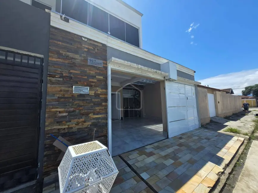 Foto 2 de Casa com 2 quartos à venda em Balneário dos Golfinhos, Caraguatatuba - SP