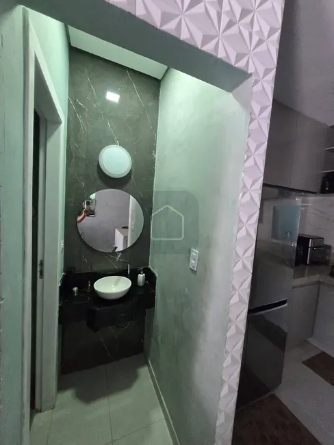 Foto 4 de Casa com 2 quartos à venda em Balneário dos Golfinhos, Caraguatatuba - SP