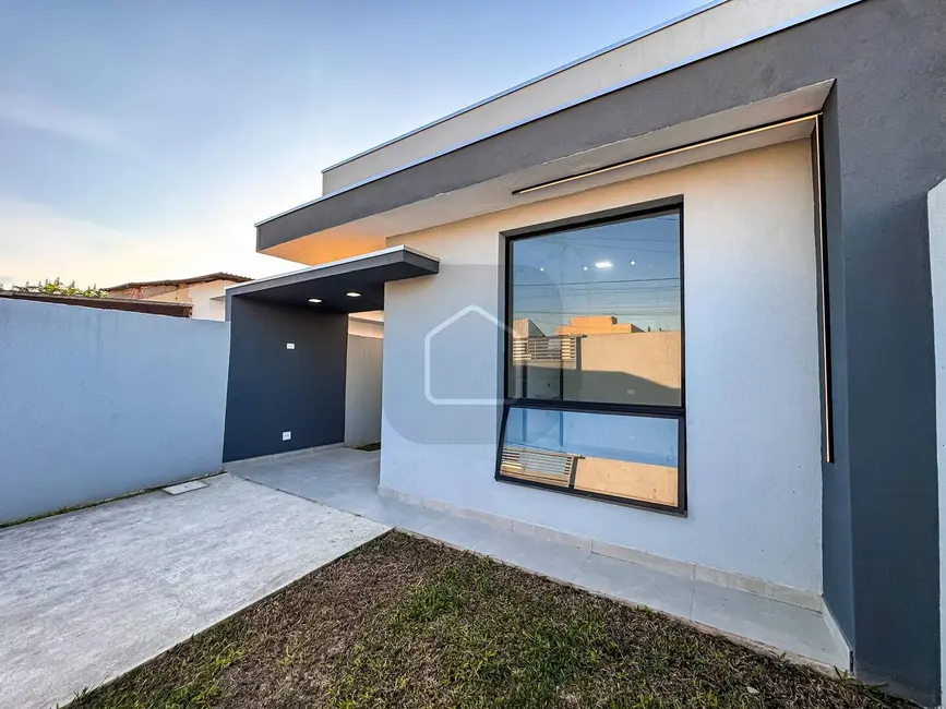 Foto 3 de Casa com 2 quartos à venda, 127m2 em Balneário dos Golfinhos, Caraguatatuba - SP