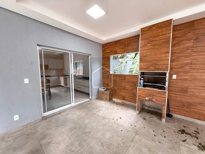 Foto 8 de Casa com 3 quartos à venda e para alugar, 300m2 em Massaguaçu, Caraguatatuba - SP