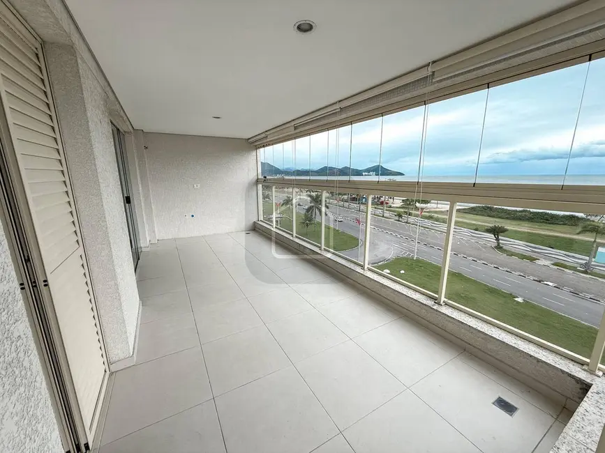 Foto 4 de Apartamento com 3 quartos à venda e para alugar, 106m2 em Caraguatatuba - SP