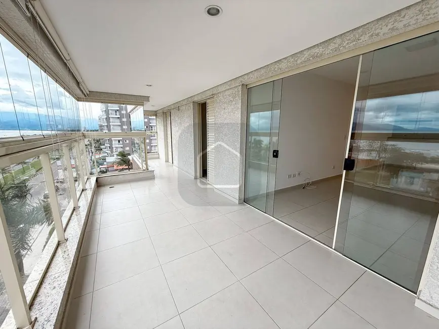 Foto 2 de Apartamento com 3 quartos à venda e para alugar, 106m2 em Caraguatatuba - SP