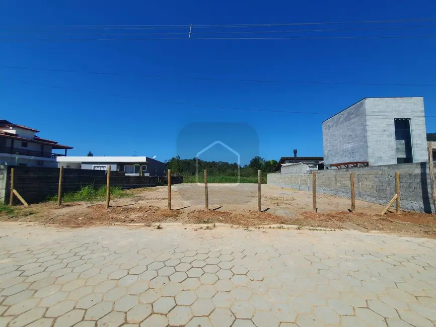 Foto 2 de Terreno / Lote à venda, 540m2 em Caraguatatuba - SP