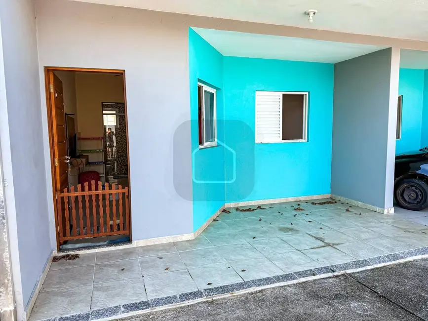 Foto 2 de Casa com 1 quarto à venda, 48m2 em Jardim das Gaivotas, Caraguatatuba - SP