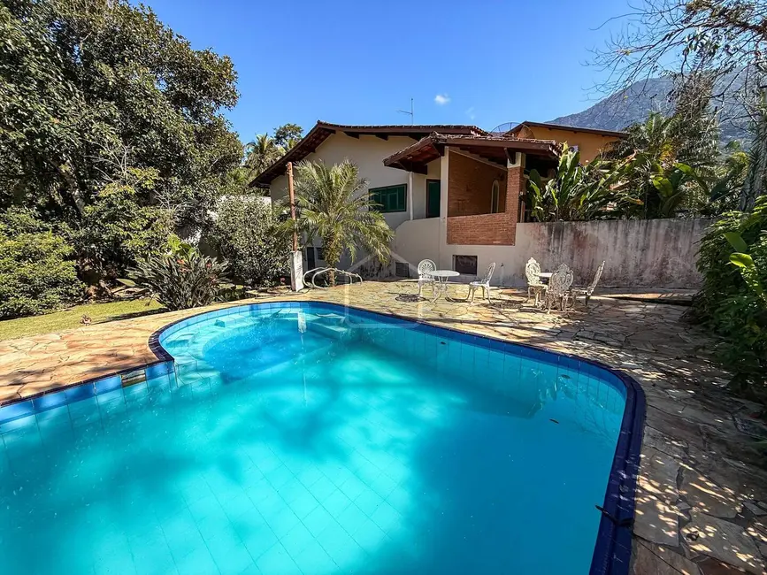 Foto 3 de Casa com 4 quartos à venda, 720m2 em Massaguaçu, Caraguatatuba - SP