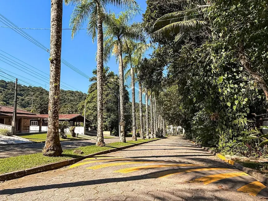 Foto 8 de Casa com 4 quartos à venda, 720m2 em Massaguaçu, Caraguatatuba - SP