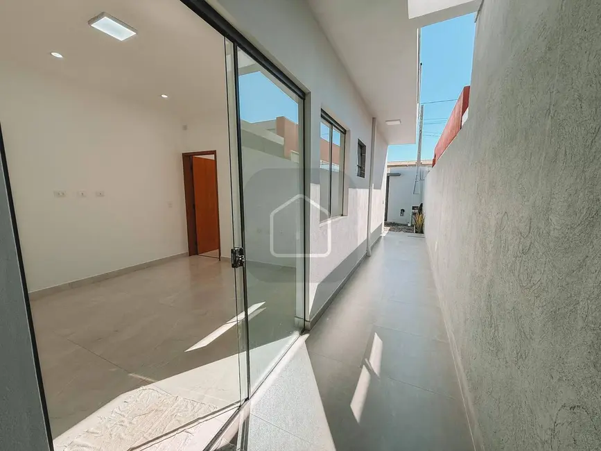 Casa com 2 quartos à venda, 125m2 em Balneário dos Golfinhos, Caraguatatuba - SP - imagem 5 Foto 5 de Casa com 2 quartos à venda, 125m2 em Balneário dos Golfinhos, Caraguatatuba - SP