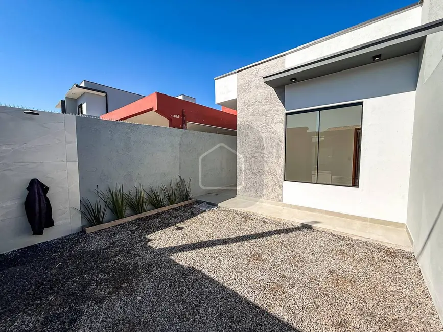 Casa com 2 quartos à venda, 125m2 em Balneário dos Golfinhos, Caraguatatuba - SP - imagem 4 Foto 4 de Casa com 2 quartos à venda, 125m2 em Balneário dos Golfinhos, Caraguatatuba - SP