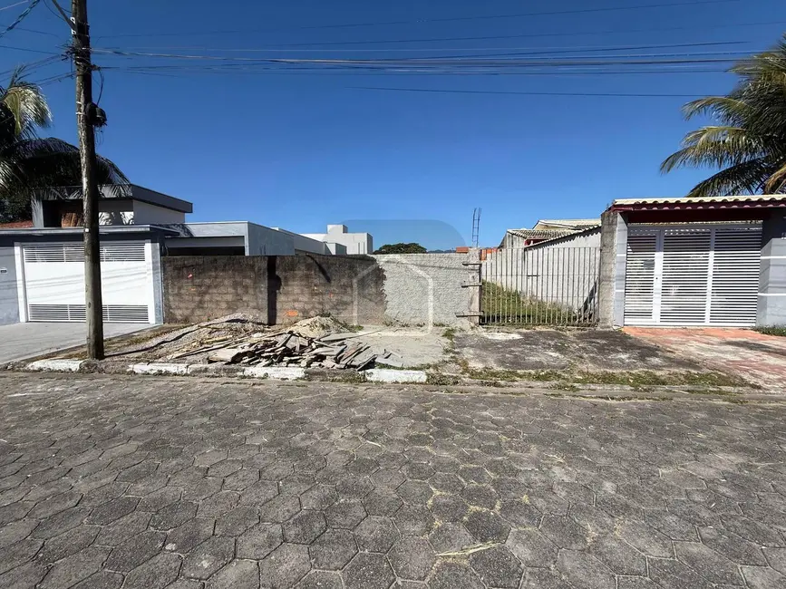 Foto 1 de Terreno / Lote à venda, 360m2 em Pontal de Santa Marina, Caraguatatuba - SP